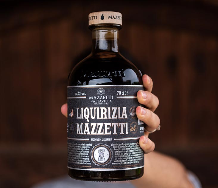 Mazzetti d�Altavilla Lik�re, Amaretto und Amaro